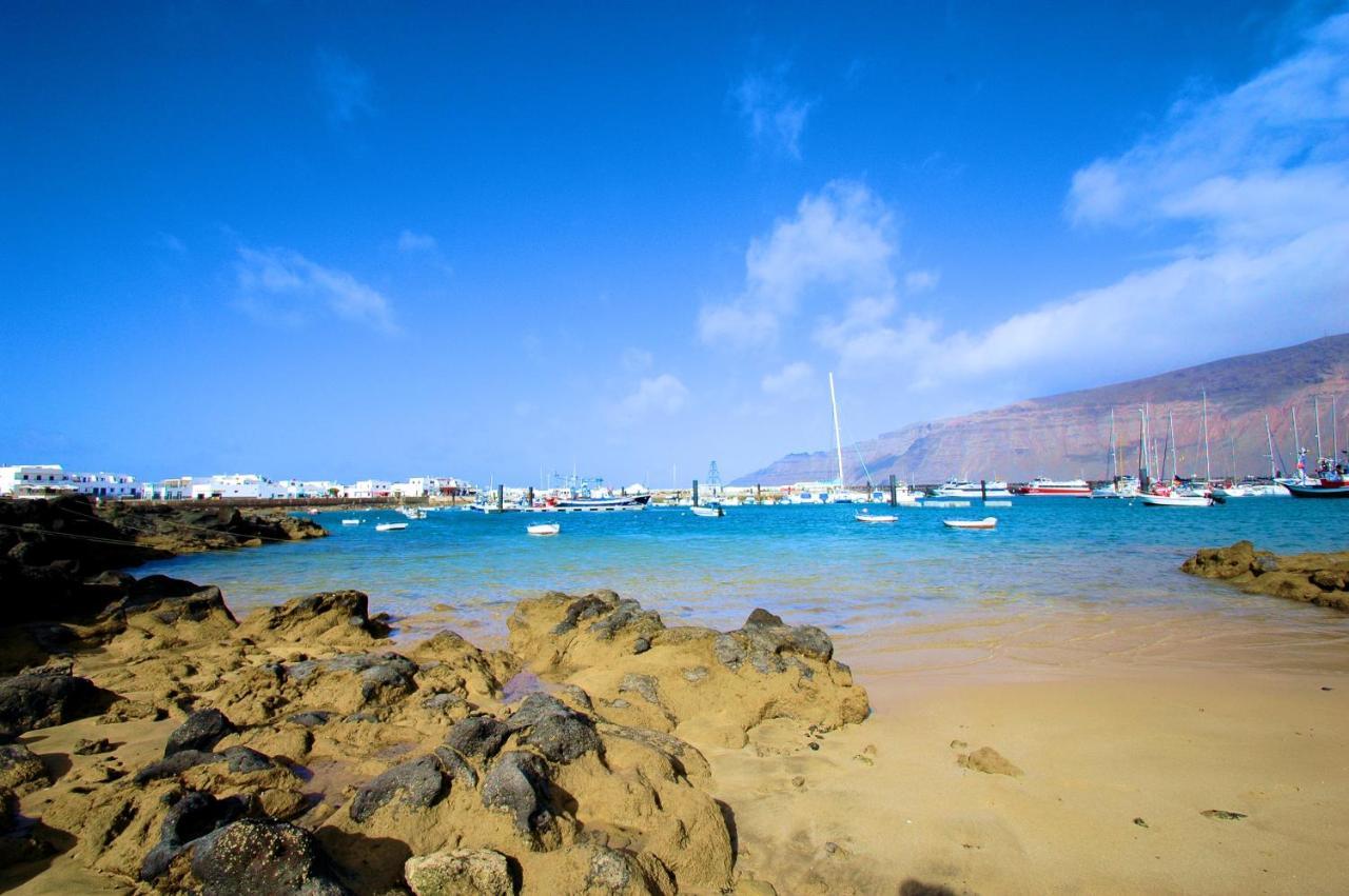 La Graciosa Camelia Beach Vistas Mar กาเลตา เด เซโบ ภายนอก รูปภาพ