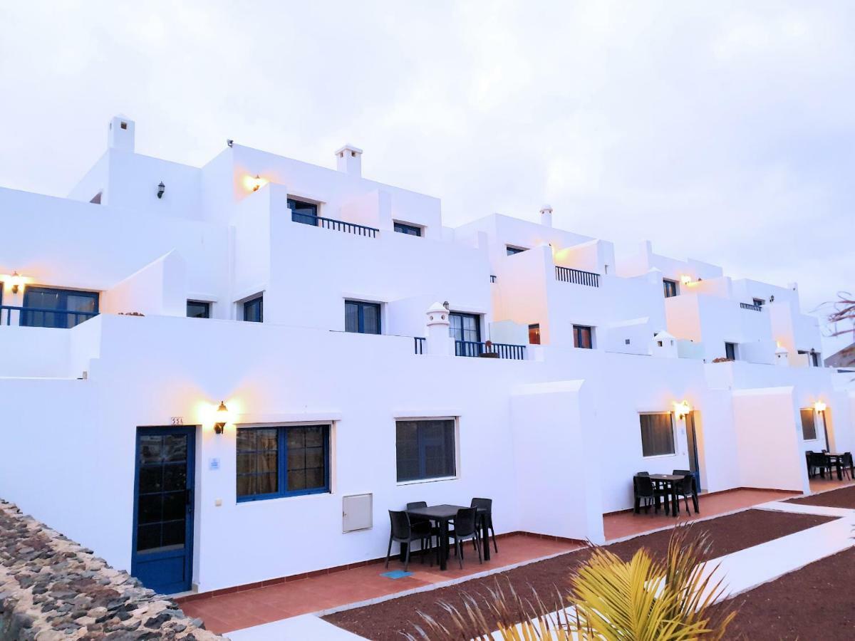 La Graciosa Camelia Beach Vistas Mar กาเลตา เด เซโบ ภายนอก รูปภาพ